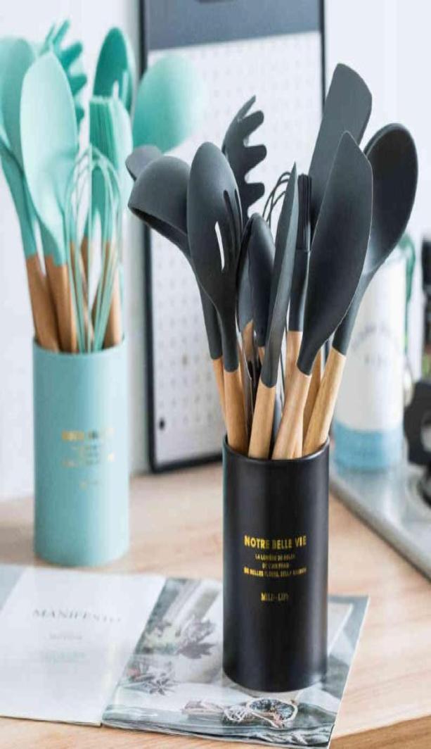 

12PcsSet Silicone Kitchen Utensils Cooking Nonstick Spatula Shovel Tongs Soup Ladle Wooden Handle Stainless Steel Storage Box Y01911781