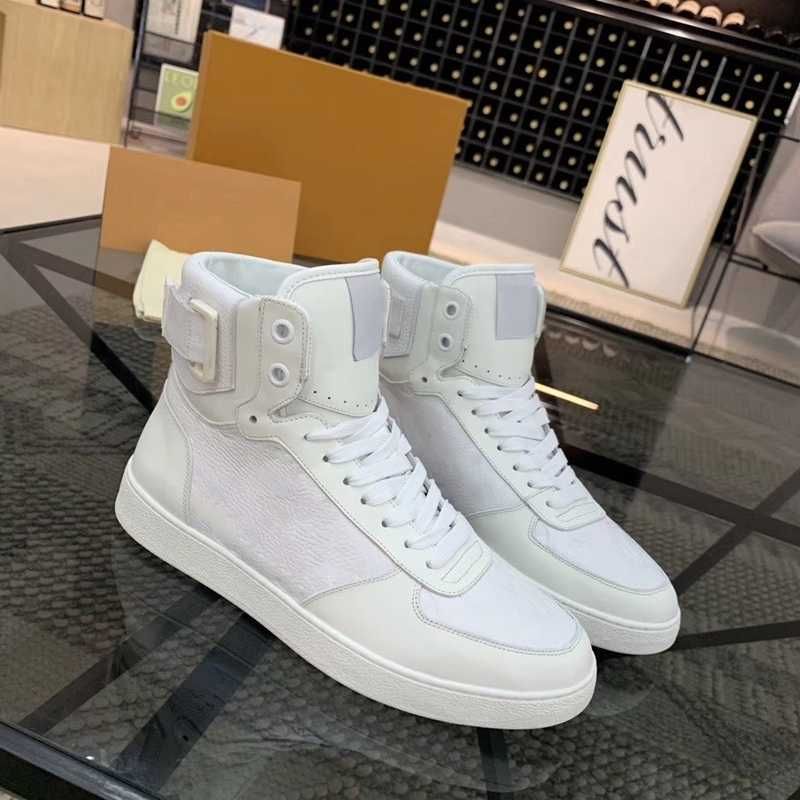 

Designer Lvity Sneakers Men RIVOLI SNEAKER RUN AWAY Shoe Suede Calf Leather Rubber Outsole Luxurys Designer aAHg