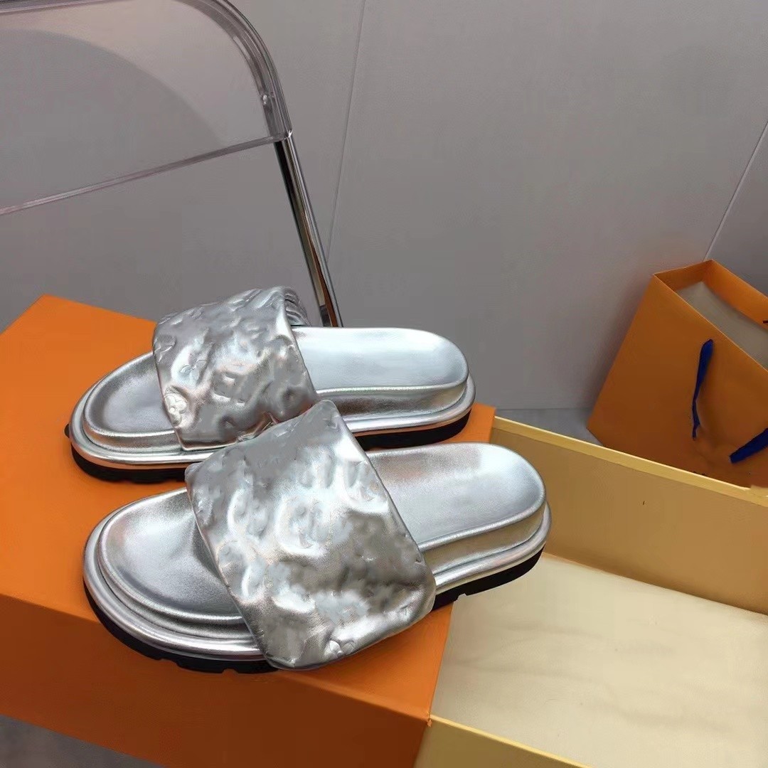 

Slippers Fashionable women's new pool flat-bottomed sandal with cashmere filling upper Slippers