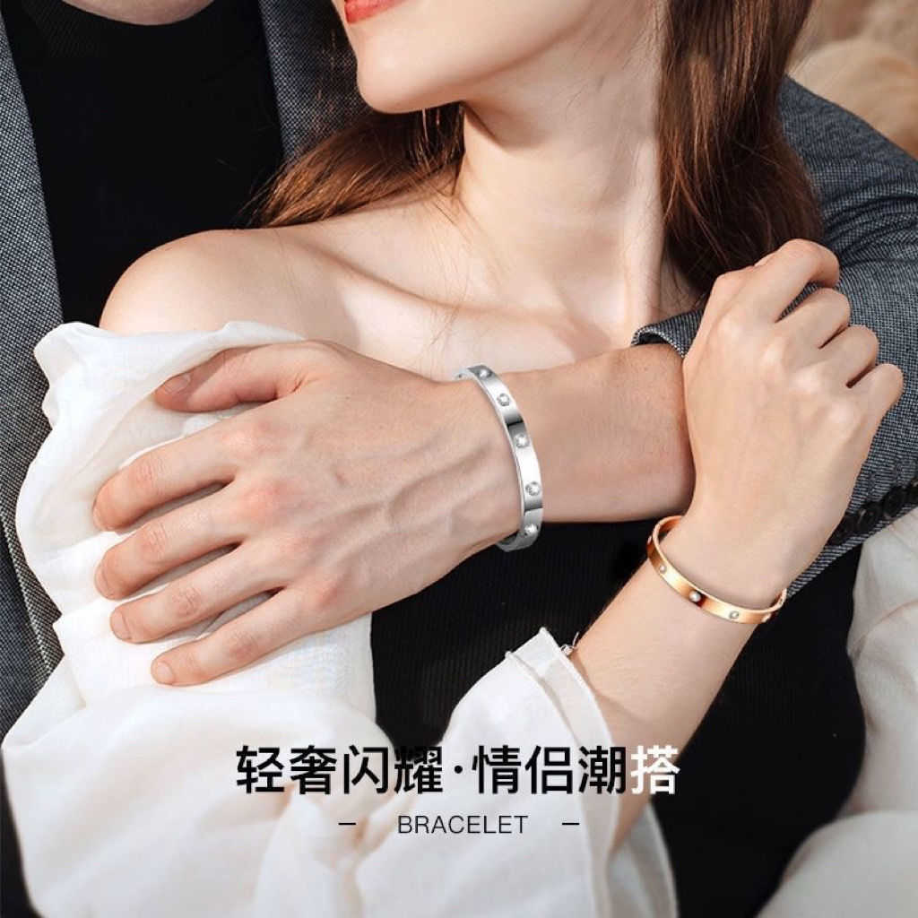 

Designer Carti Bracelets Diamond Charm Love bracelet women juste Luxury Bangles 18k Rose Gold Bracelet Colorless Wide an