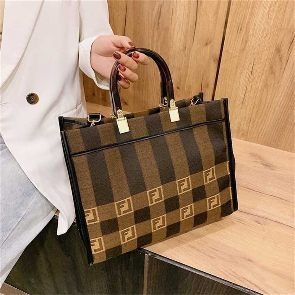 

Designer handbag Store 70% Off Handbag bags of Tote goddess large capacity women's hand single shopping10ZP sales, Section one