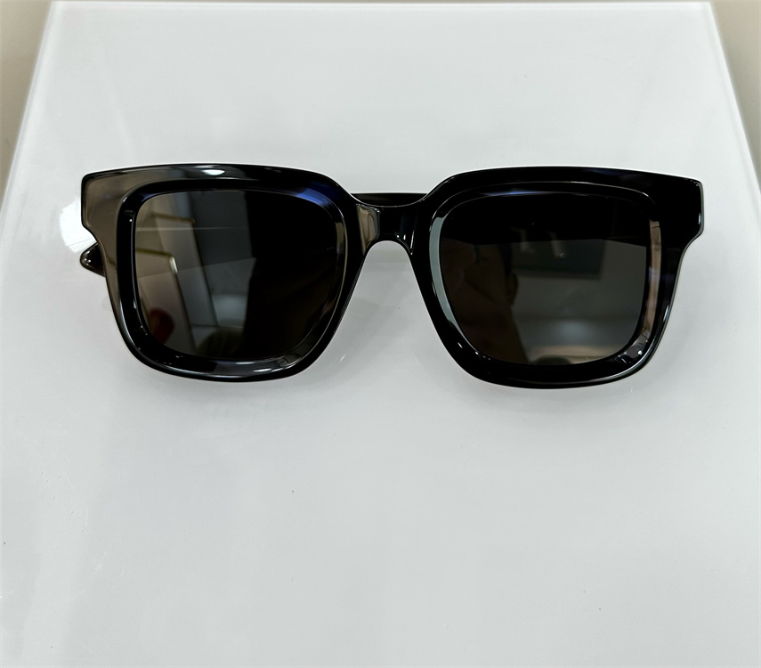 

Men's summer fashion sunglasses outdoor sun protection square frame protective glasses vintage full plate band case