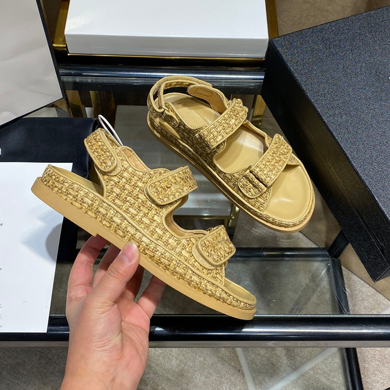 

Womens Platform Sandals Designer Flat Leather Slippers Vintage Summer Casual Skateboarding Walking Shoes Beach Shoes Fisherman Shoes Metal Pearl Buckle Size34-41