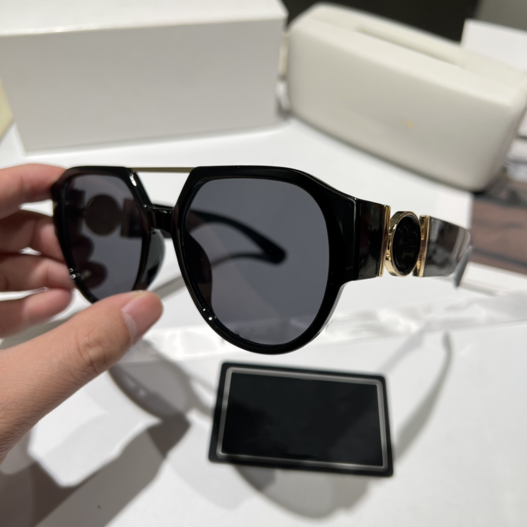 

luxury Sunglasses Polarized Lens Designer letter womens Mens Goggle senior Eyewear For Women eyeglasses frame Vintage Metal Sun Glasses 4371