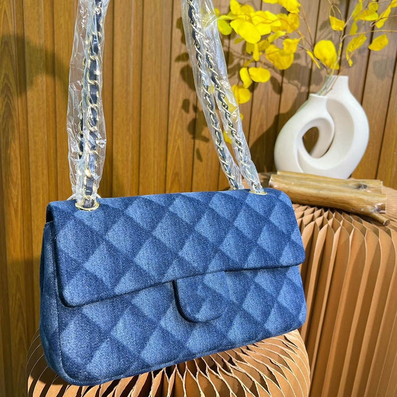 Blue Denim Women Crossbody Luxurys Designer Bag Print Matelasse Chain Hardware Large Capacity Classic Flap Shoulder Bag Trend Handbag Multi Pochette