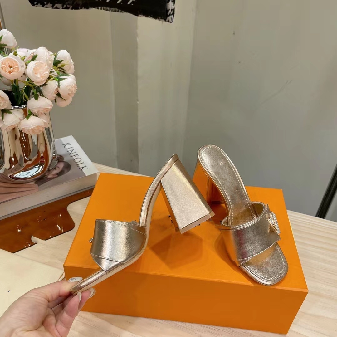 

Slippers Women's patent leather sandals Designer factory patent leather high heel vintage casual shoes Summer classic legend fashion flat shoe 35-41 with box, Gold