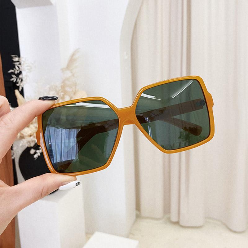 

Sunglasses Unisex Vintage Trendy Square Women Men Metal Hinge Oversized Sun Glasses Female Orange Green Shades Oculos UV400Sunglasses