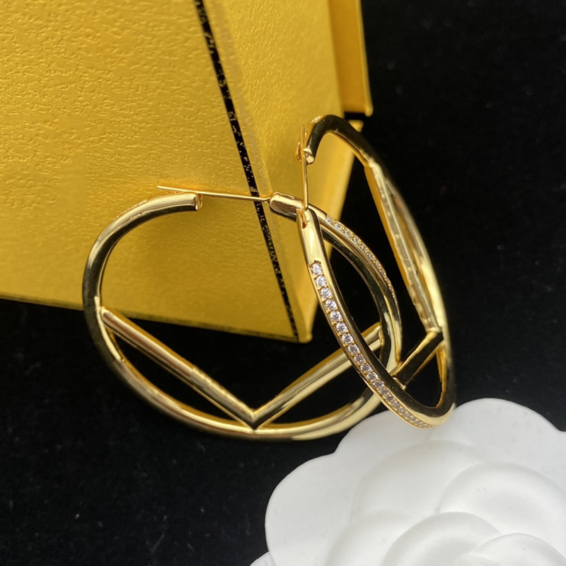

Designer Letter F Hoop Earring Woman Fashion Big Circle Simple Earrings Jewelrys Luxury Sliver Earrings Letter Earring Studs Rings 2302134BF