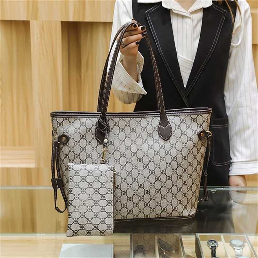 

Designer handbag Store 70% Off Handbag Autumn winter high-grade high-capacity hand women's Tote Large single sales, Brown1