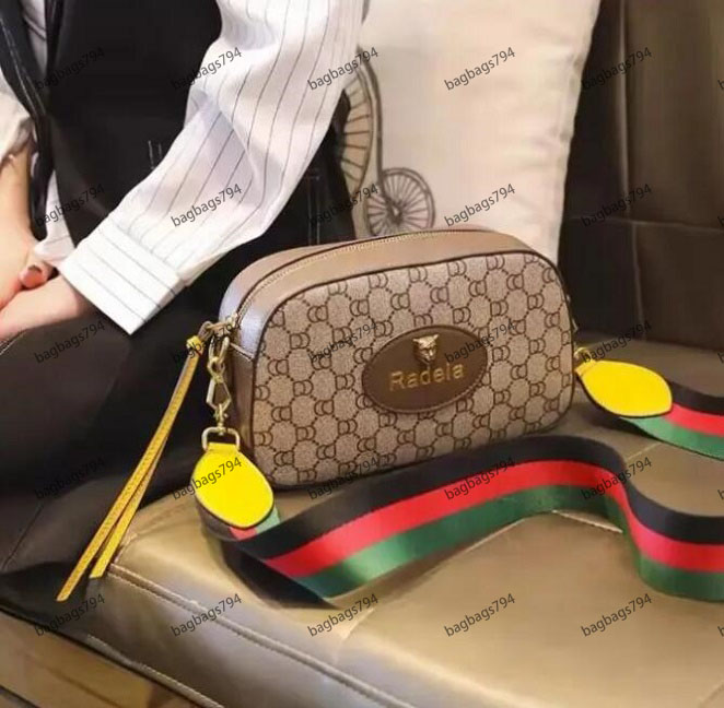 

Vintage Tiger Head Shoulder Messenger Bags Men Women Fashion Camera Waist Purse Designer Handbags with Strap Crossbody Bag 215, This is not for sale.