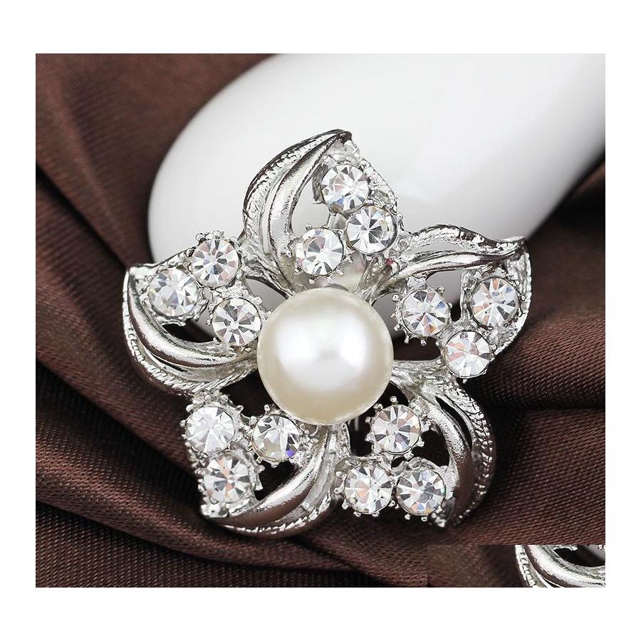 

Pins Brooches Brooch For Women Bijoux Wedding Rhinestone Clear Crystal Flower Sier Christmas Drop Delivery Jewelry Dhfvc
