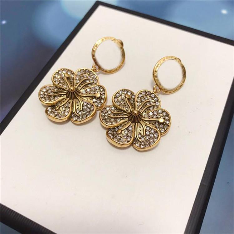 

Trendy Flowers Earrings Full Diamond Charm Earrings Brand Letters Studs Women Earrings Jewelry Rhinestone Designer Pendant Earring Gift