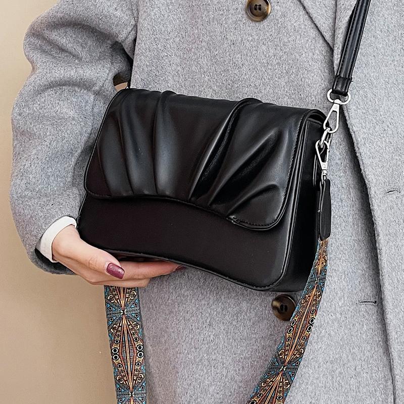 

Evening Bags Trendy Casual All Match Women's Shoulder Bag Chic Pattern Wide Strap Handbag Ladies Pu Leather Small Flap Crossbody, Black