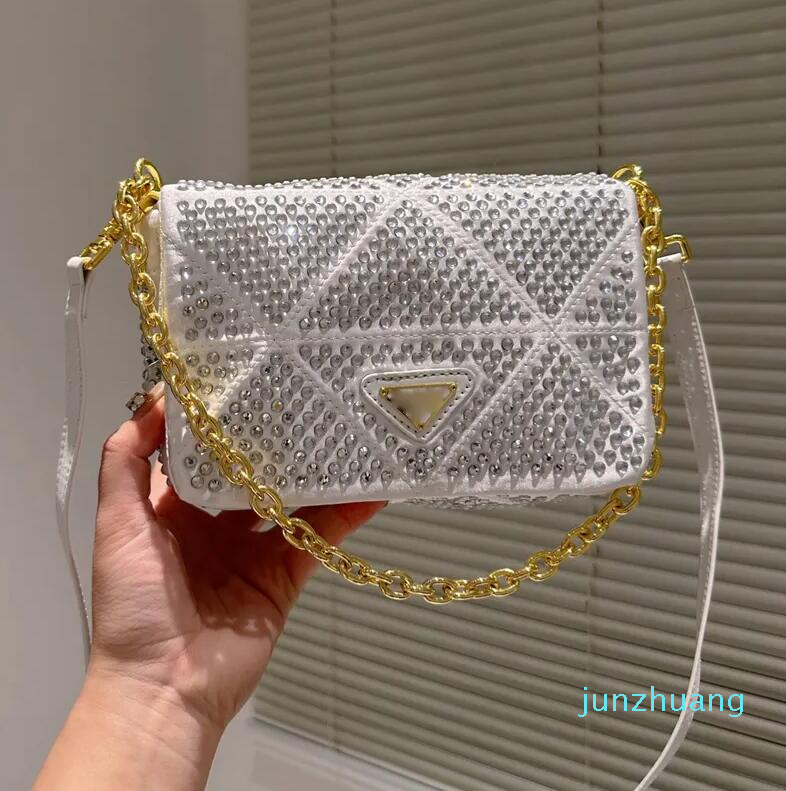 

Crystal Messenger Bag Postman Purse Satin Shoulder Crossbody Bags 77 Diamond Handbag Triangle Sign Snap Closure Chain Handbags Flap