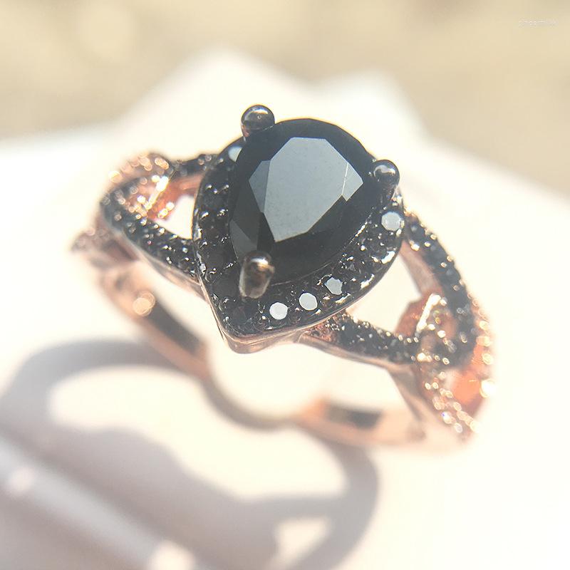

Cluster Rings Elegant Female Teardrop For Women Black Cubic Zirconia CZ Stone Rose Gold Color Finger Wedding Fashion Jewelry