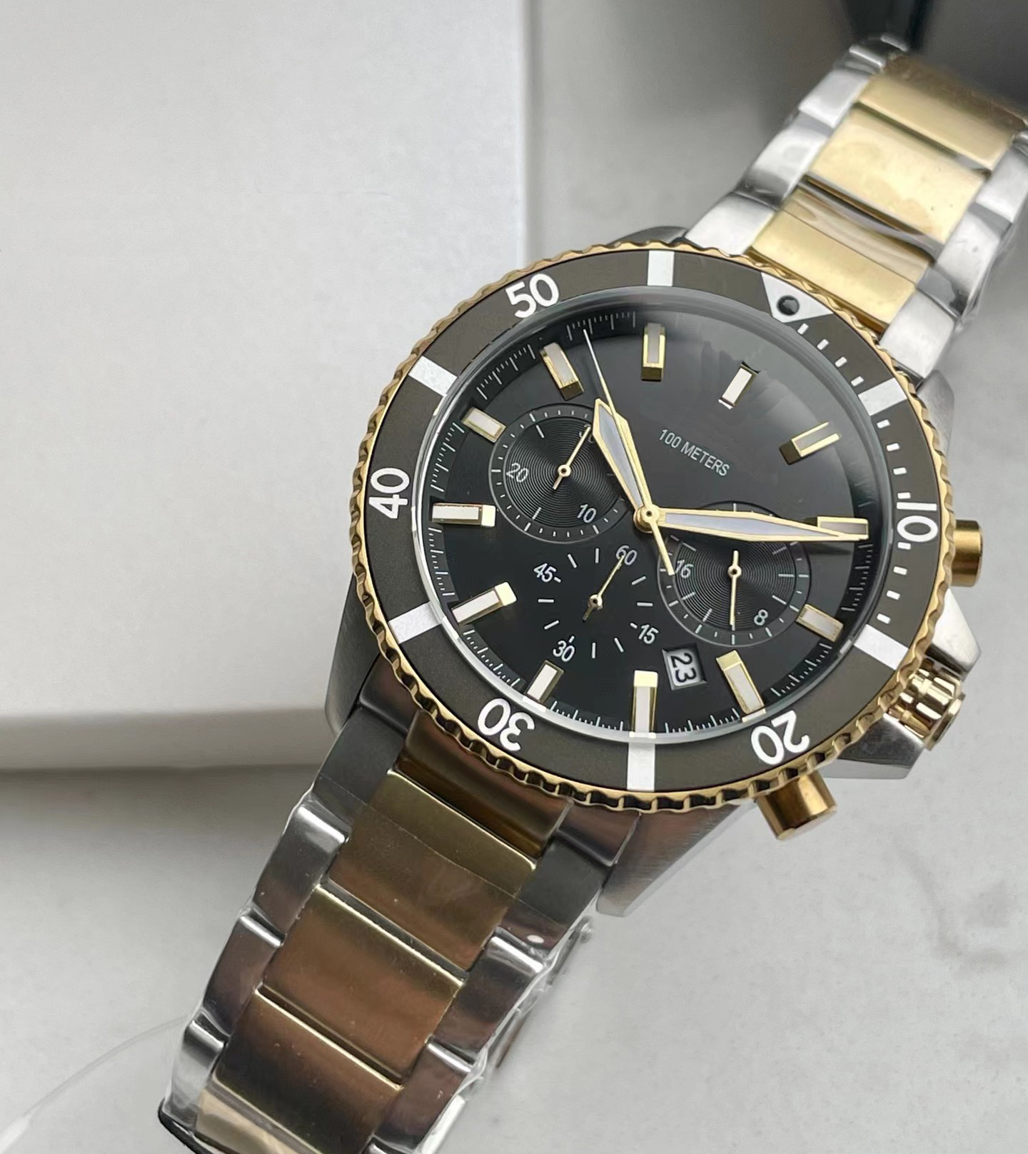 

Classic quartz watch Original movement stainless steel sapphire 11361 fashion AAA watches, Multi-color