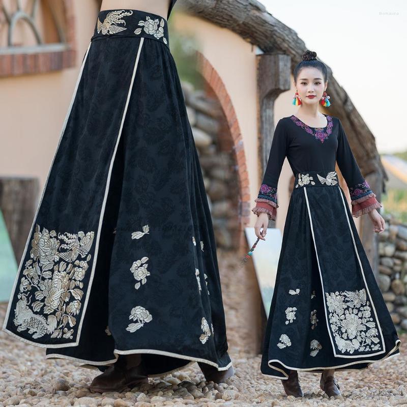 

Ethnic Clothing 2023 Traditional Chinese Style Vintage Loose Flower Embroidery Skirt Improved Satin A-line Elastic Waist