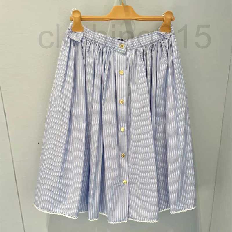 

Skirts Designer Blue striped skirt sweet and age-reducing embroidery single breasted large new style in 2022 summer G1AN, Sky blue