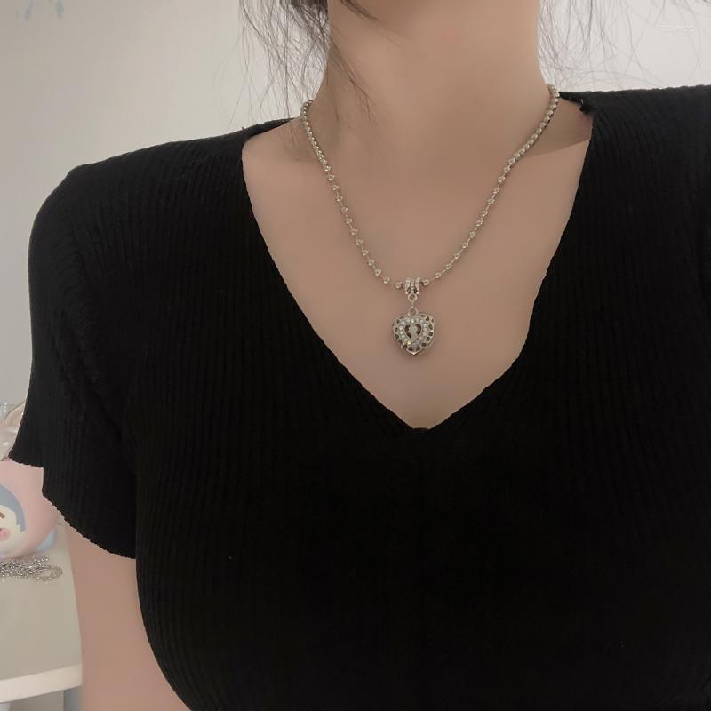 

Chains Hearts Necklace For Women Rhinestone Necklaces Female Trend Neck Silver Color Korean Fashion Couples Party Girl Gift Accessories