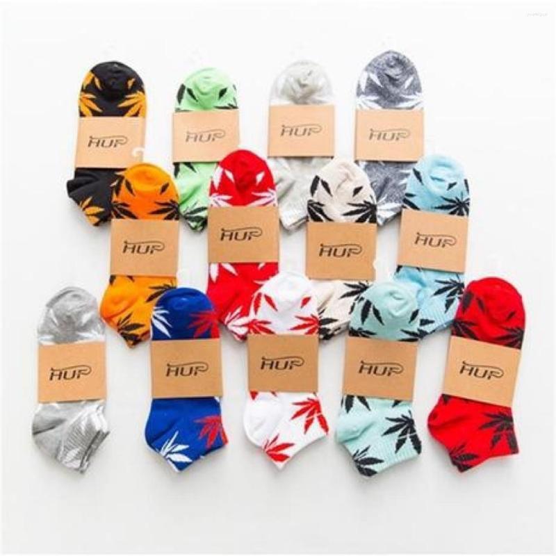 

Women Socks Leaf Girl Casual Standard Middle Tube Sock So-17
