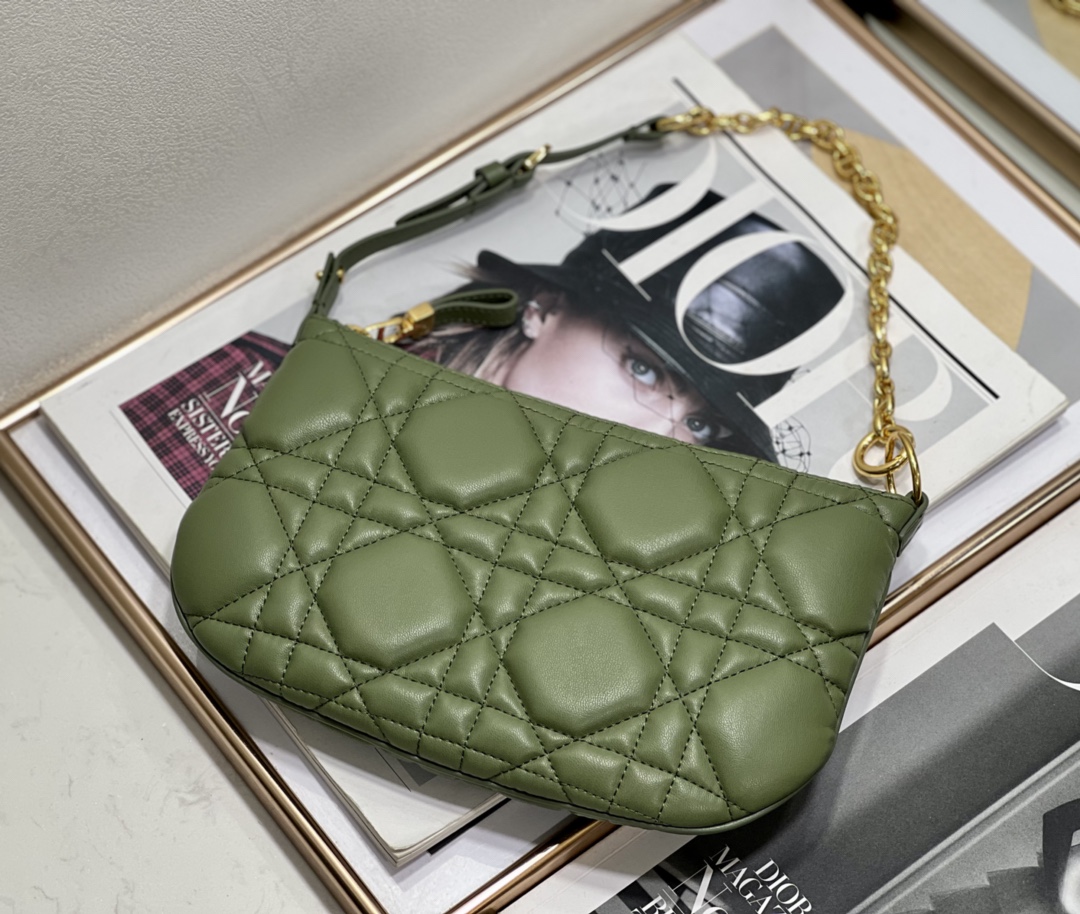 

Simple and generous design tulip handbag, Customize