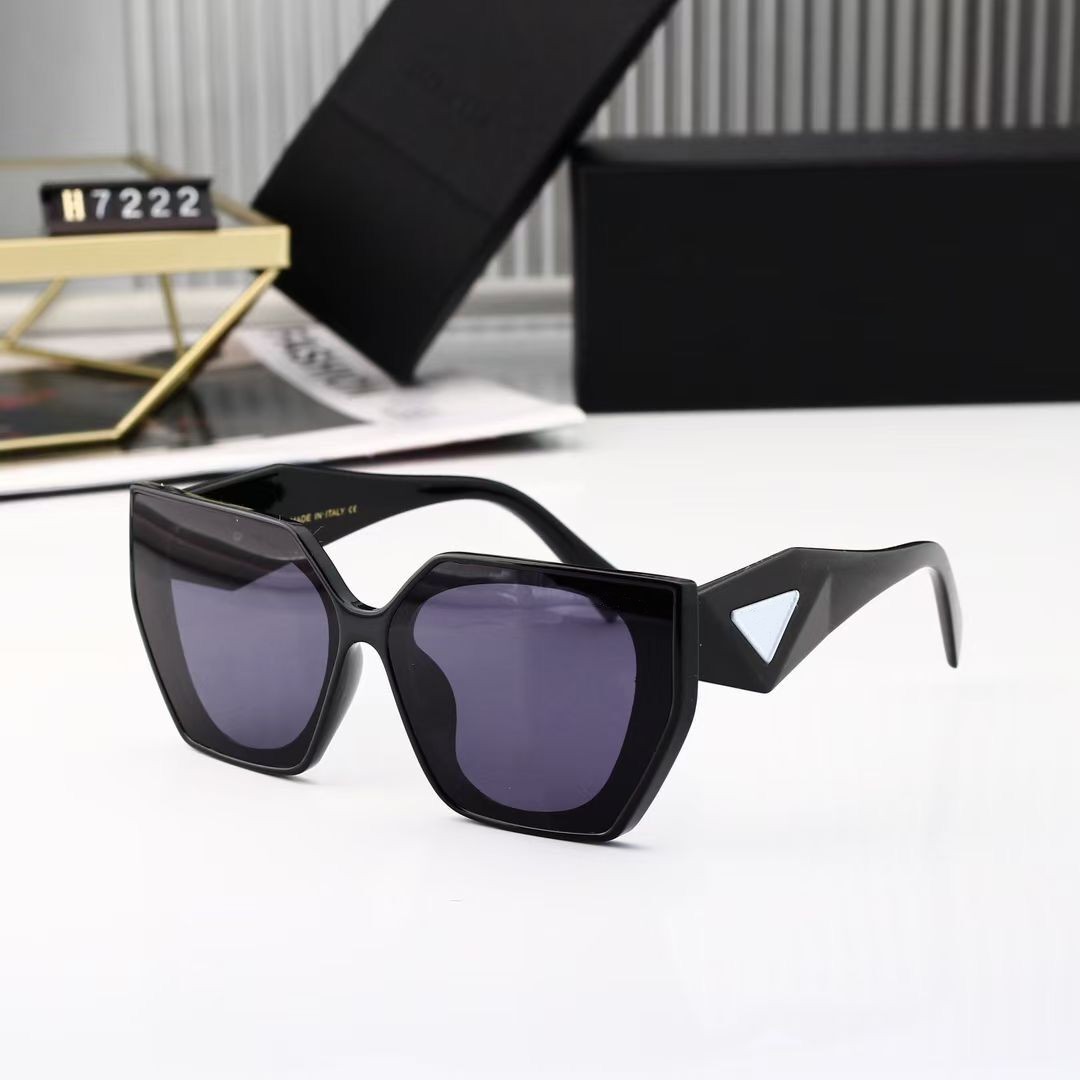 

Trendy Sunglasses Classic Advanced Sensory Sun glasses Sunglasses Goggles Outdoor Beach sunglasses men and women 6-color optional triangle signature