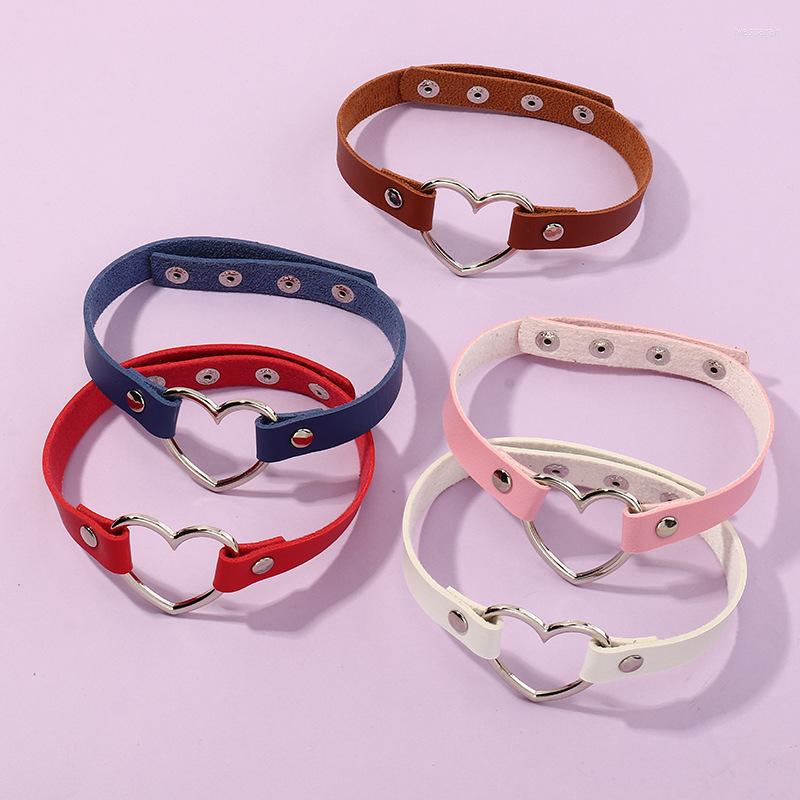

Choker Fashion Heart Necklaces For Women Harajuku Rock Sexy Color PU Leather Necklace Goth Pendant Jewelry Collar Couple SM Gift