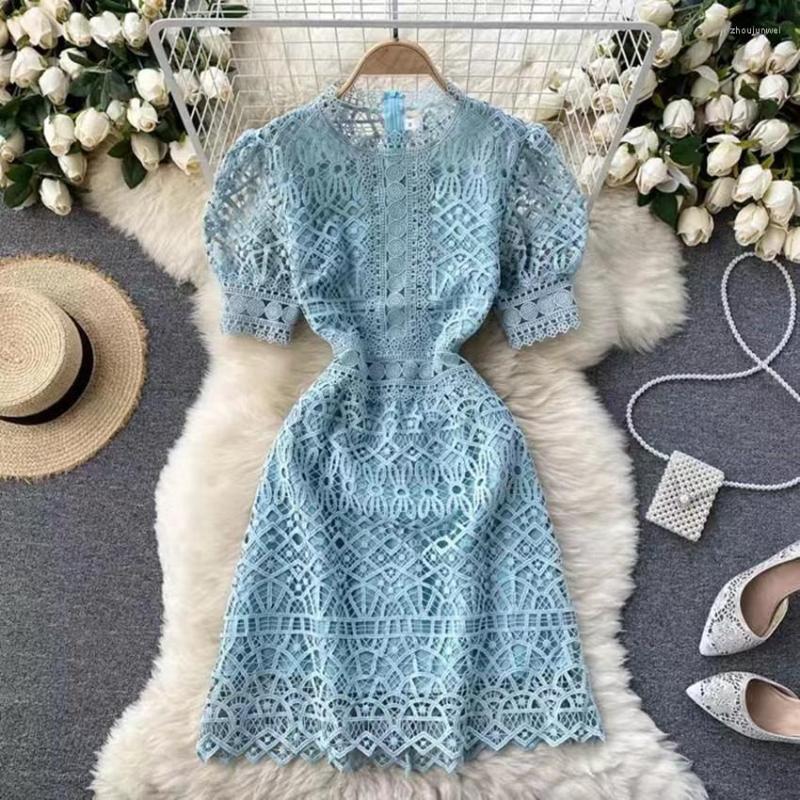 

Party Dresses Fashion Designer Summer Blue Lace Dress Vintage Women Stand Collar Puff Sleeve Hollow Out Embroidery Bodycon Mini Mujer, Pink