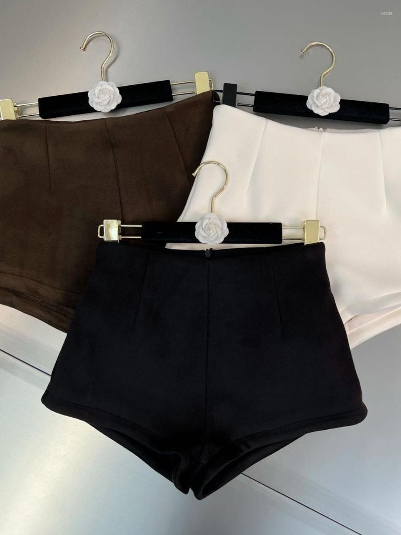 

Women' Shorts Autumn Winter Bright Line Stitching Ultra-Short European Style Fashion Simple Low Waist Slimming Woolen Pants, Black