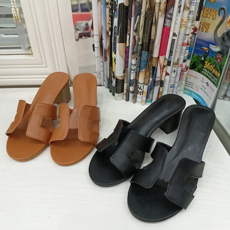 

thick heel slippers Classic Flat heel Summer Lazy Designer fashion Cartoon Big Head flops leather lady Slides women shoes Hotel Bath Ladies sexy Sandals Large -42, Brown