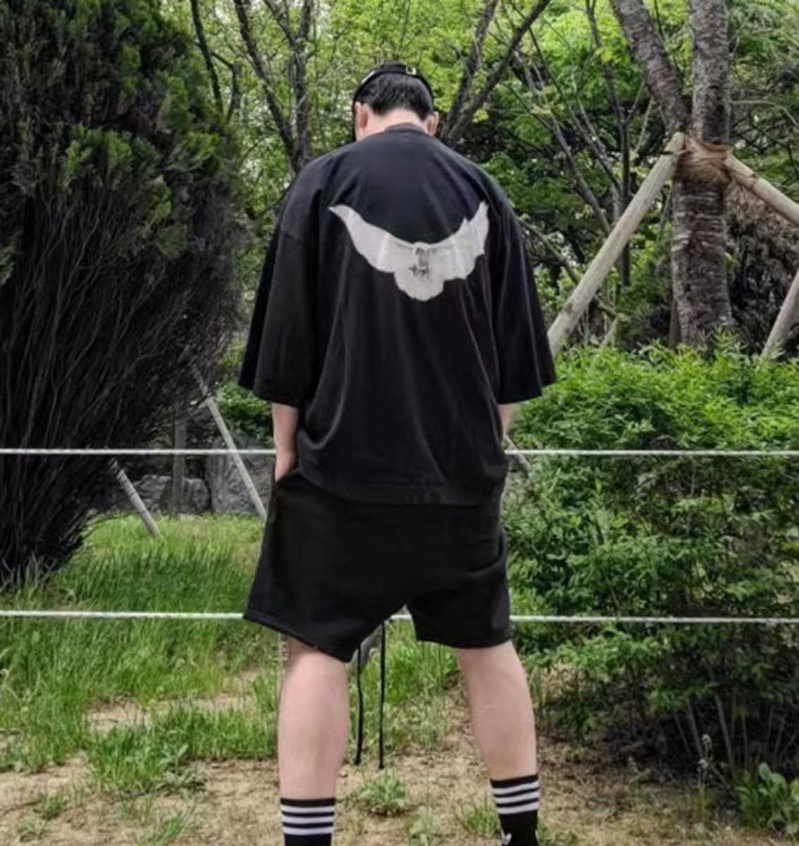 

Designer Balencigas Women T Shirt Kanyes Classic Wests Gaps Three Party Joint Peace Dove Printed Washing Water Short Sleeves High Street Mens Tshirts Black, Brown