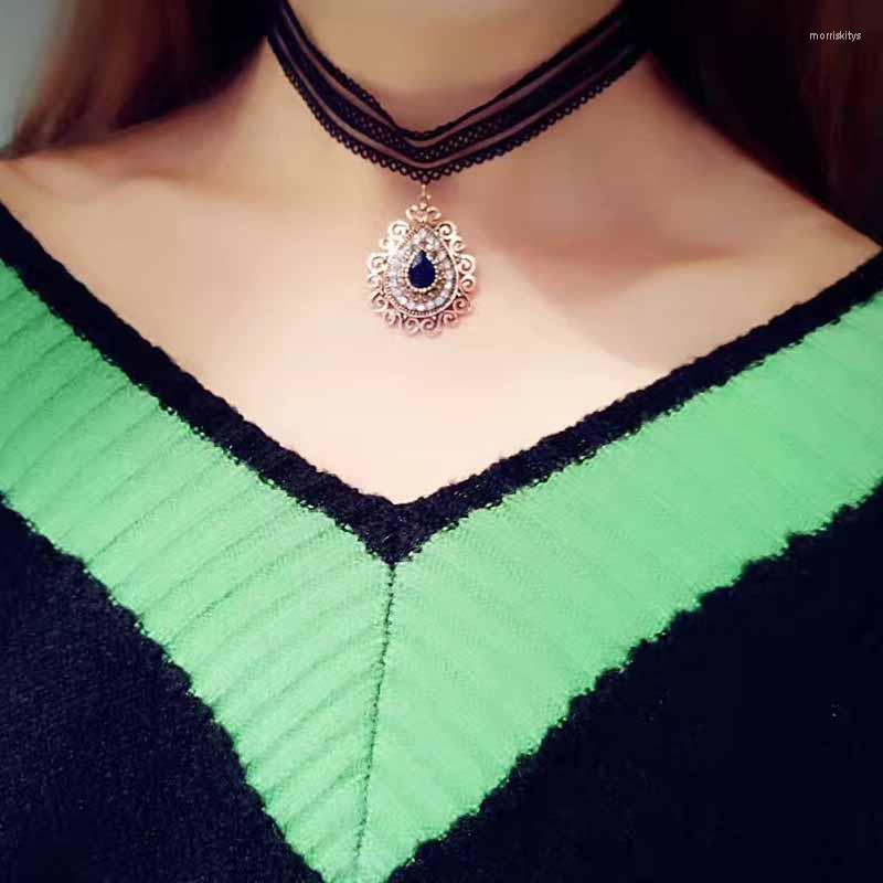 

Chains Amorita Boutique Vintage Short Necklace