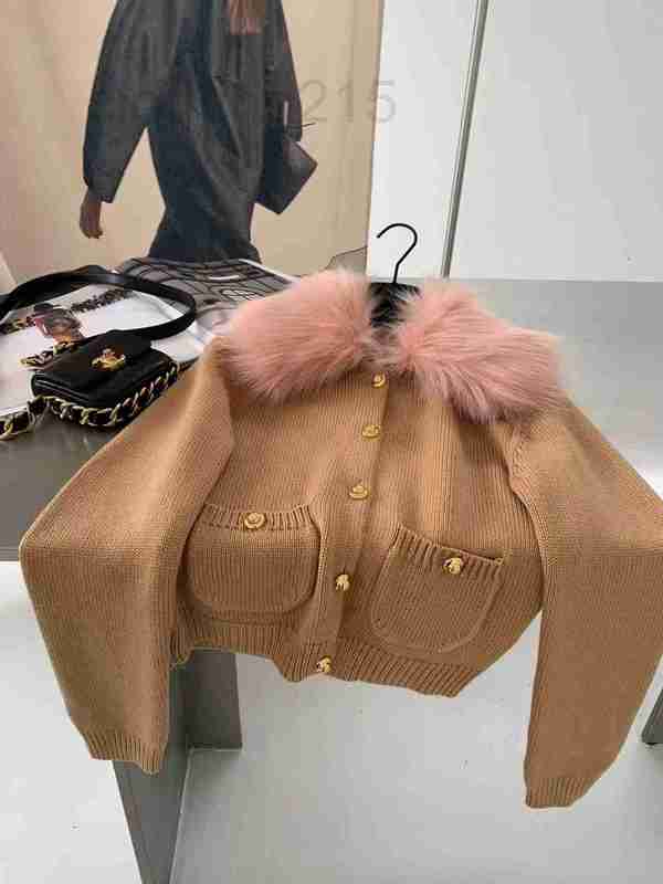 

Women' Knits & Tees Designer Version autumn and winter new detachable wool collar short gold button knitted cardigan GVIW, Light brown
