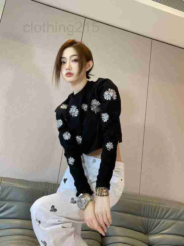 

Women' Knits & Tees Designer High-end 22 Early Spring Exquisite Versatile Slim Beads Decorate Short High Waist Long Sleeve T HHGQ, Black5