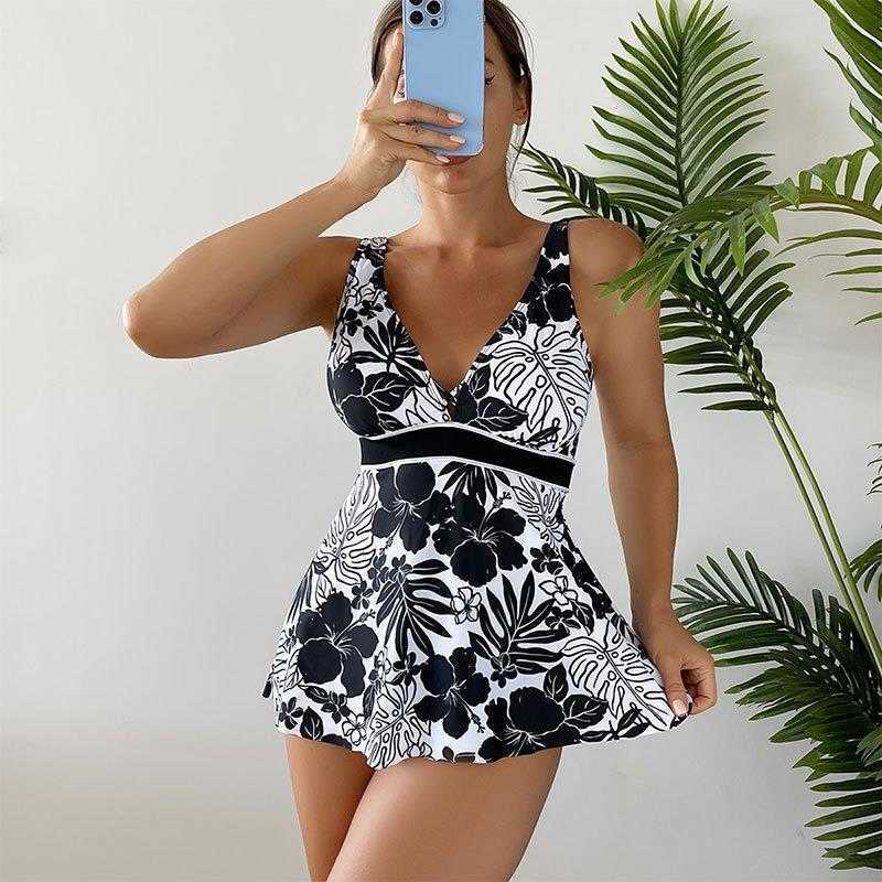 

Printed V Neck Brace Triangle Cup Bikini Sexy Skirt Cover Belly Siamese, Black