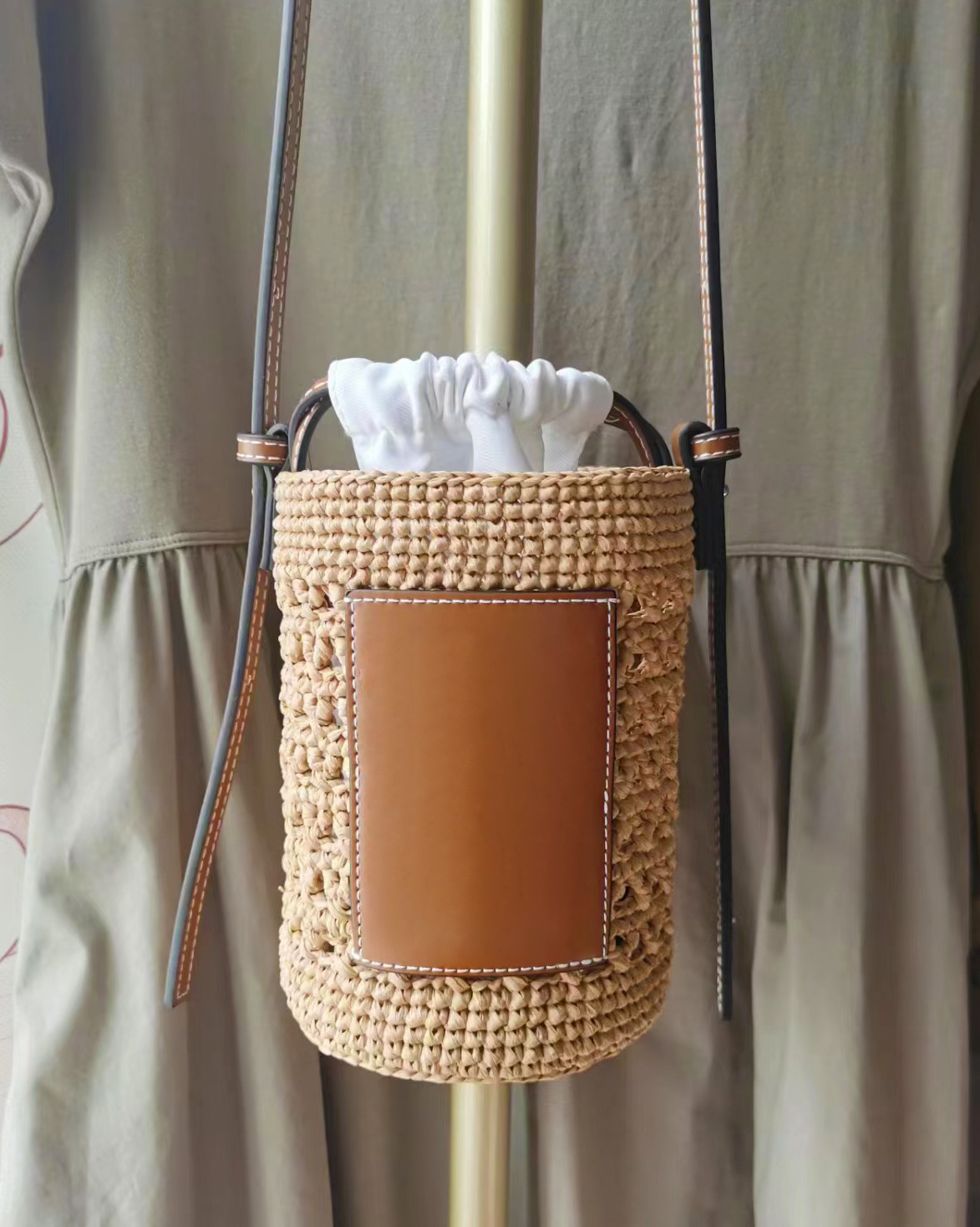 

Luxury Designer Genuine leather Bags Cross Body hobo crochet Women's men bucket weave fashion wallets Shoulder Totes pockets handbags straw weekend luggage vintage