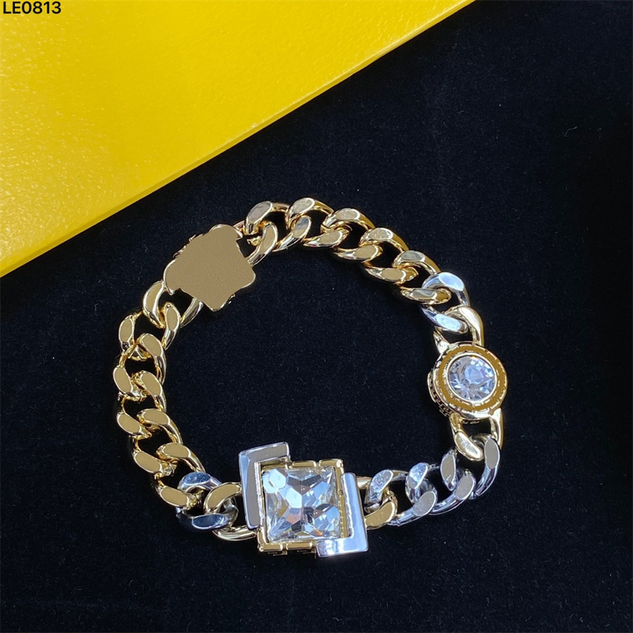 

Fashion Designers Woman Sliver F Bracelet with Box Luxurys Western Womens Wedding Jewelry Bracelets Good Quality Jewelry Fashion Mens Bracelet 2023