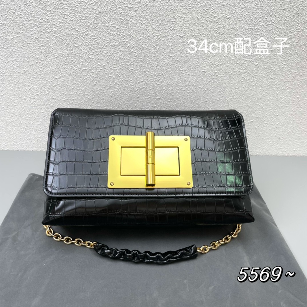 

Luxury big hardware shows the style of fashion new bag, Black