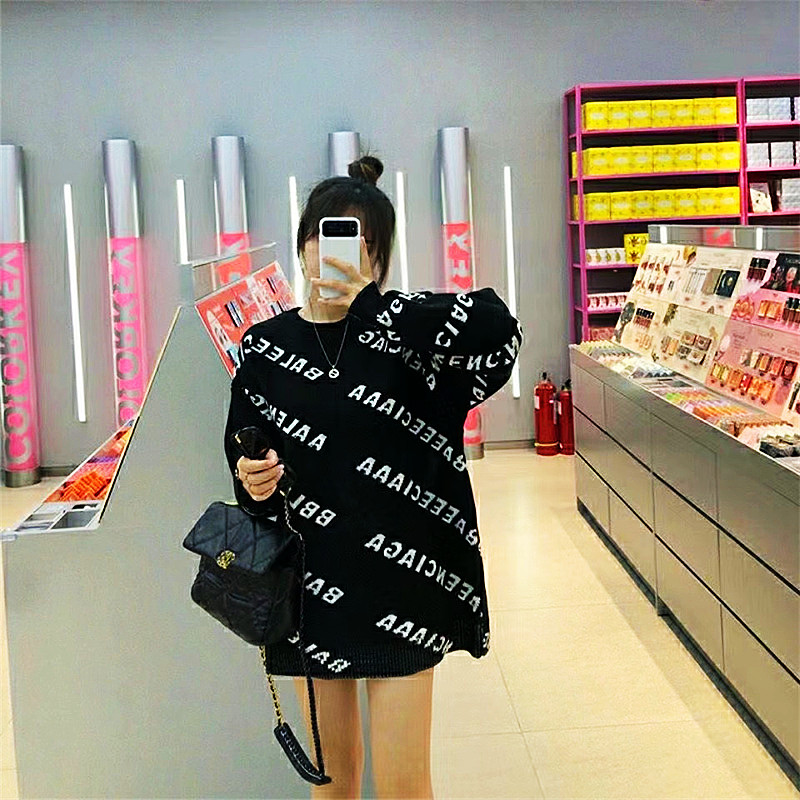 

2023 Women's Sweaters Fashion Lantern Sleeve Soft hoodie Mohair O Neck Sweater High-quality brand Women Autumn And Spring Pullover Long Knit Top