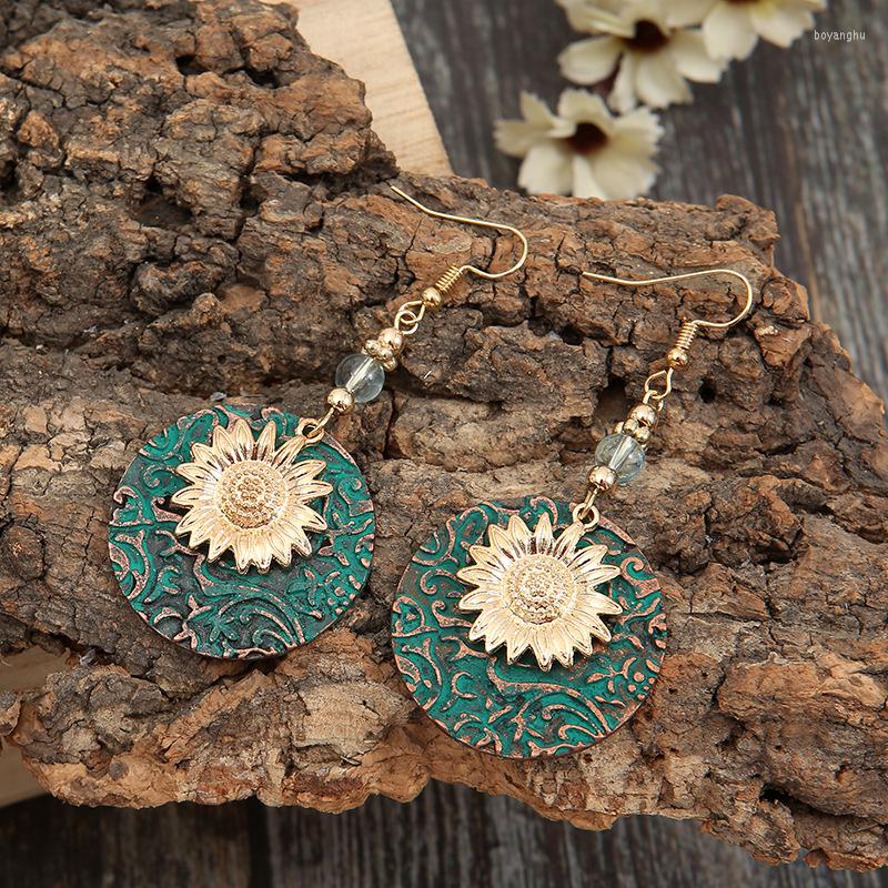 

Stud Earrings Retro Bohemian Color Separation Double Sunflower Pattern Fashion Ladies Jewelry