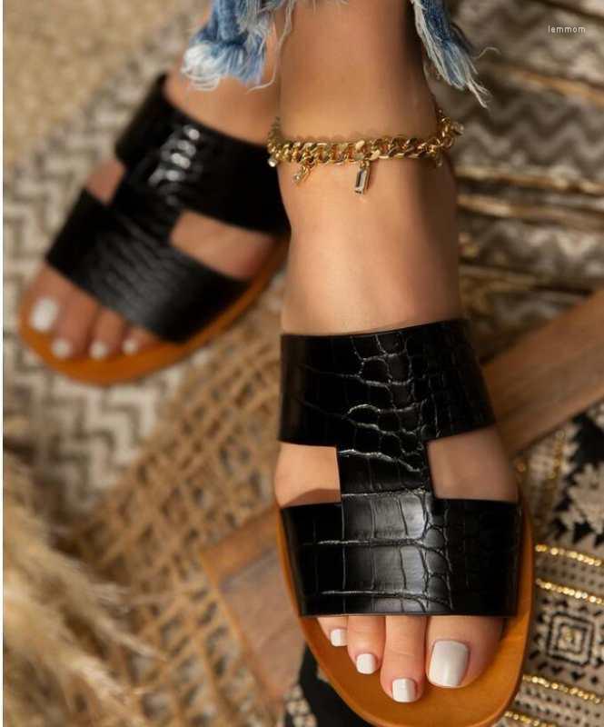 

Sandals 2023 Summer Fashion Women PVC Leopard Print Slip-on Shallow Flat Jelly Shoes Ladies Outdoor Holiday Slipper Big Size, Brown