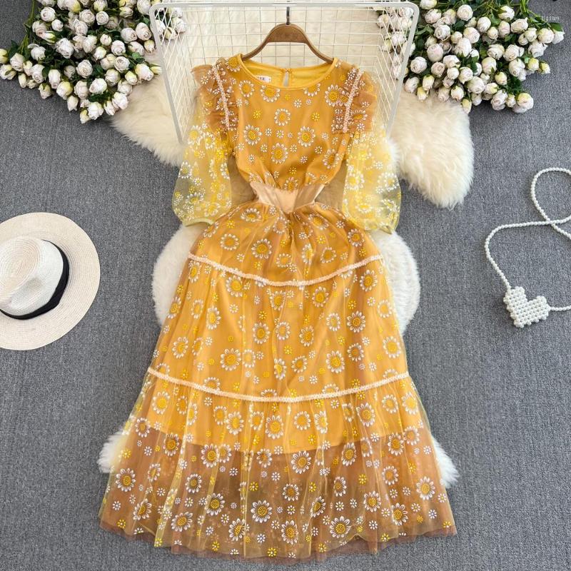 

Party Dresses Summer Vintage Temperament Seven-point Sleeve Crew Neck Retraction Waist Slimming Mesh Print Dress, Yellow