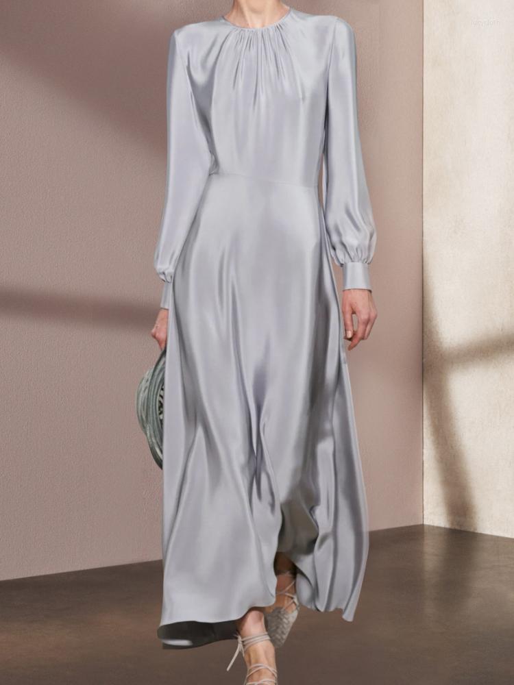 

Casual Dresses LINDA DELLA Fashion Designer Classic Woman Light Luxury Temperament Gray Dress Satin Long Retro Lantern Sleeves Sli