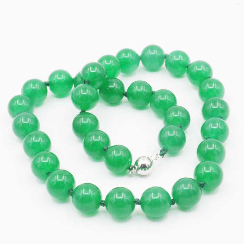 

Chains 10mm Round Emeralds Green Jades Chalcedony Necklace Hand Made Beads Neckwear Women Girl Fashion Jewelry Making Design Mine Clasp