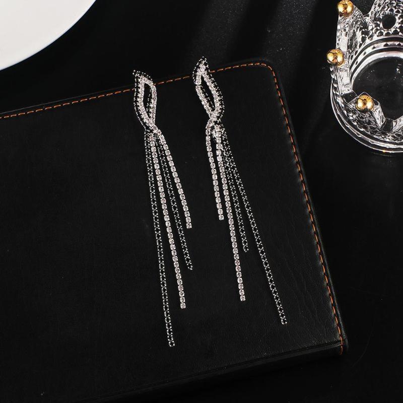 

Dangle Earrings Bling Crystal Long Tassel Colors Rhinestone Drop For Women Statement Party Jewelry Gifts E662