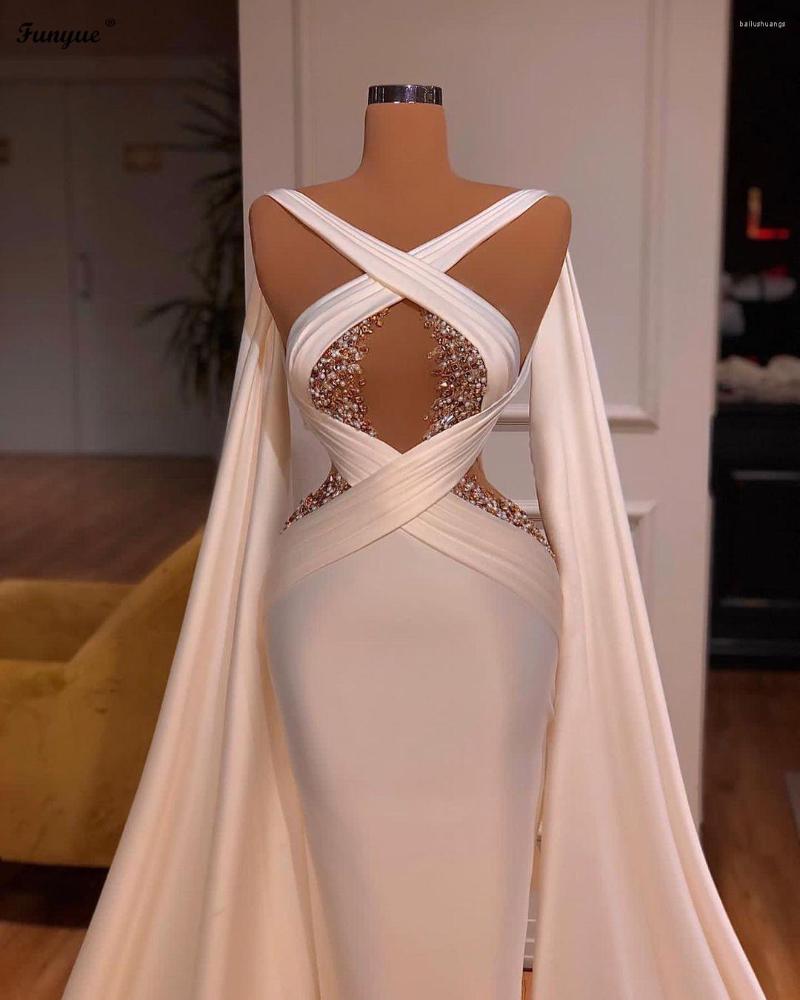 

Wedding Dress Fashion Cross Neck Sexy Mermaid Dresses 2023 Real Vestidos De Noiva Charming Court Train Beading Dubai Bride, White
