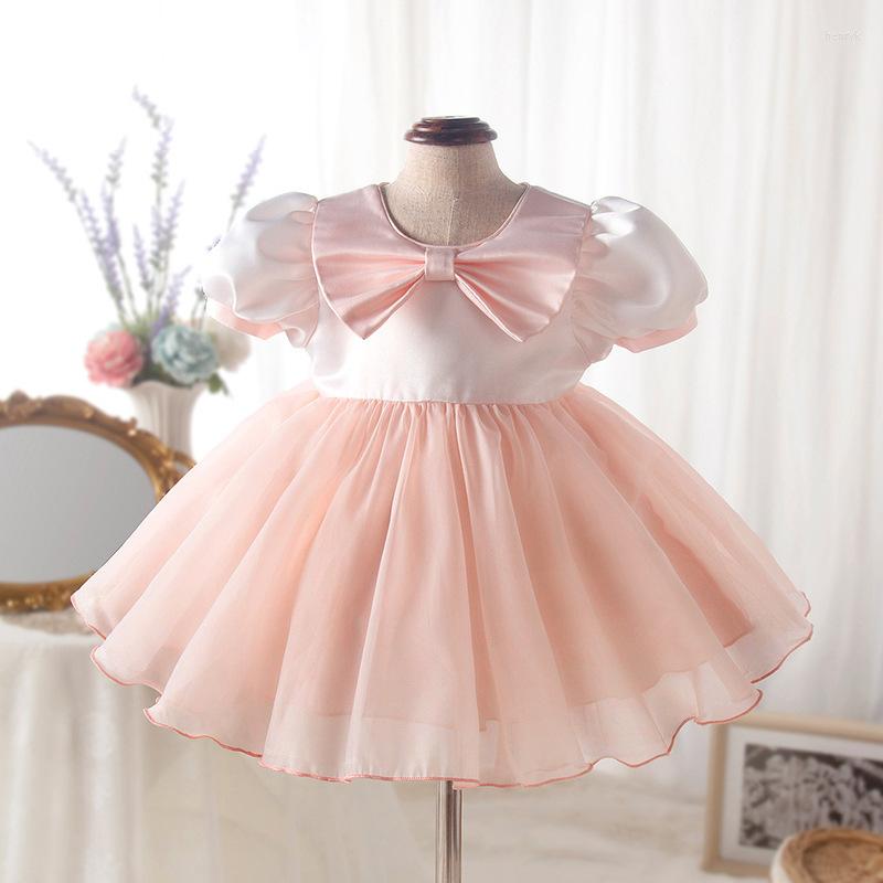 

Girl Dresses 2023 Baby Sweety Princess Dress Kids Bowknot Collar Ruffle Enfant Puff Sleeve 1 St Birthday Wear Baptism Ball Gowns, Pink