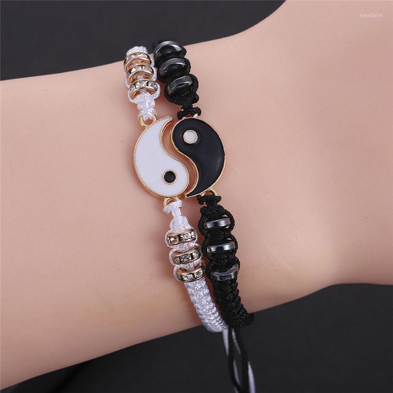 

Charm Bracelets Alloy Taiji Hand Woven White Black Color Bracelet For Women Lovers Girl Gift Jewelry Pendant Necklace Bangles
