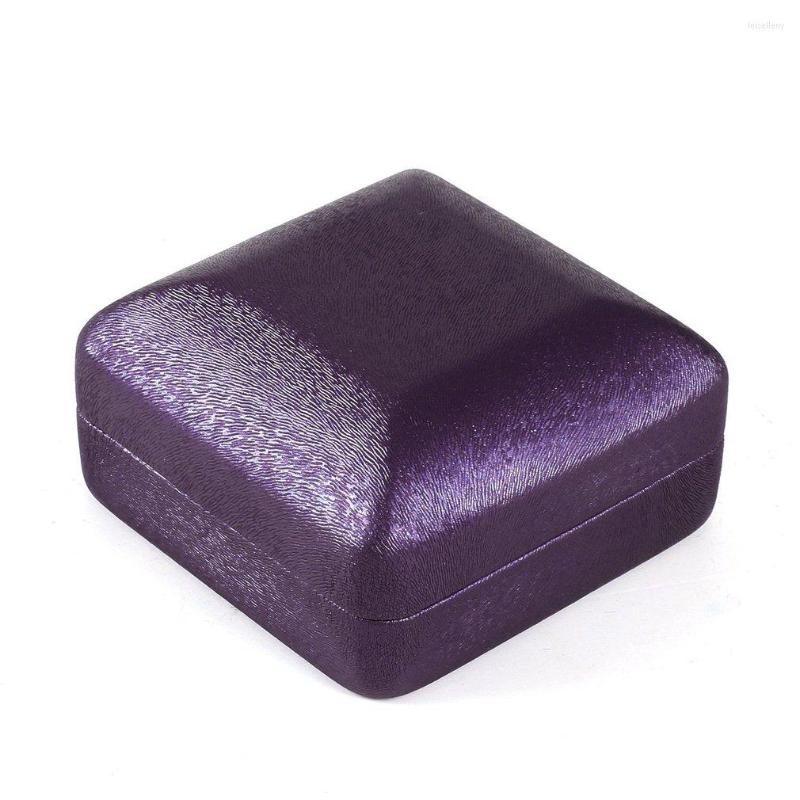 

Jewelry Pouches Square PU Leather Necklaces Box Display Storage Case Organizer Wedding Gift Packaging 65MM65MM35MM