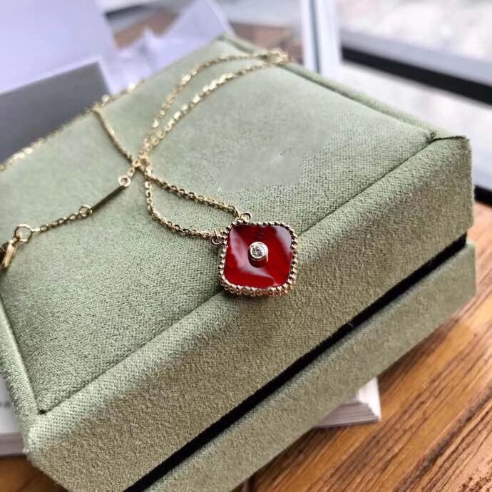 

18K Gold Necklace Designer S925 Silver Diamond Clover Jewelry Set Name Pendant Necklaces linkB